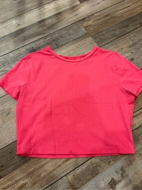 Women’s Wild Fable Hot Pink Short Sleeve Crop Top